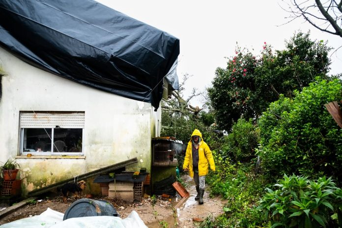 tempestade Kristin em ferreira